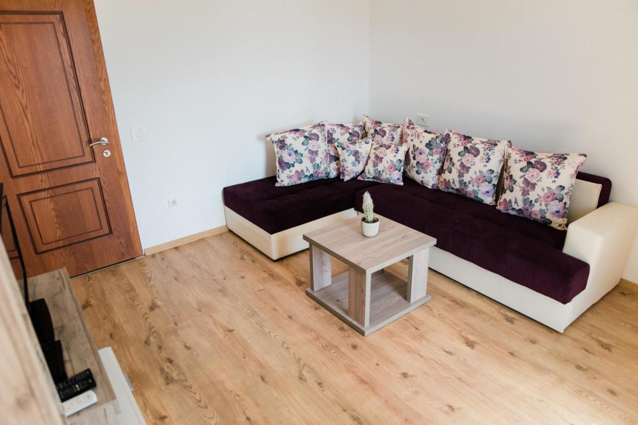 Apartments Casa Mia ウルツィニ エクステリア 写真