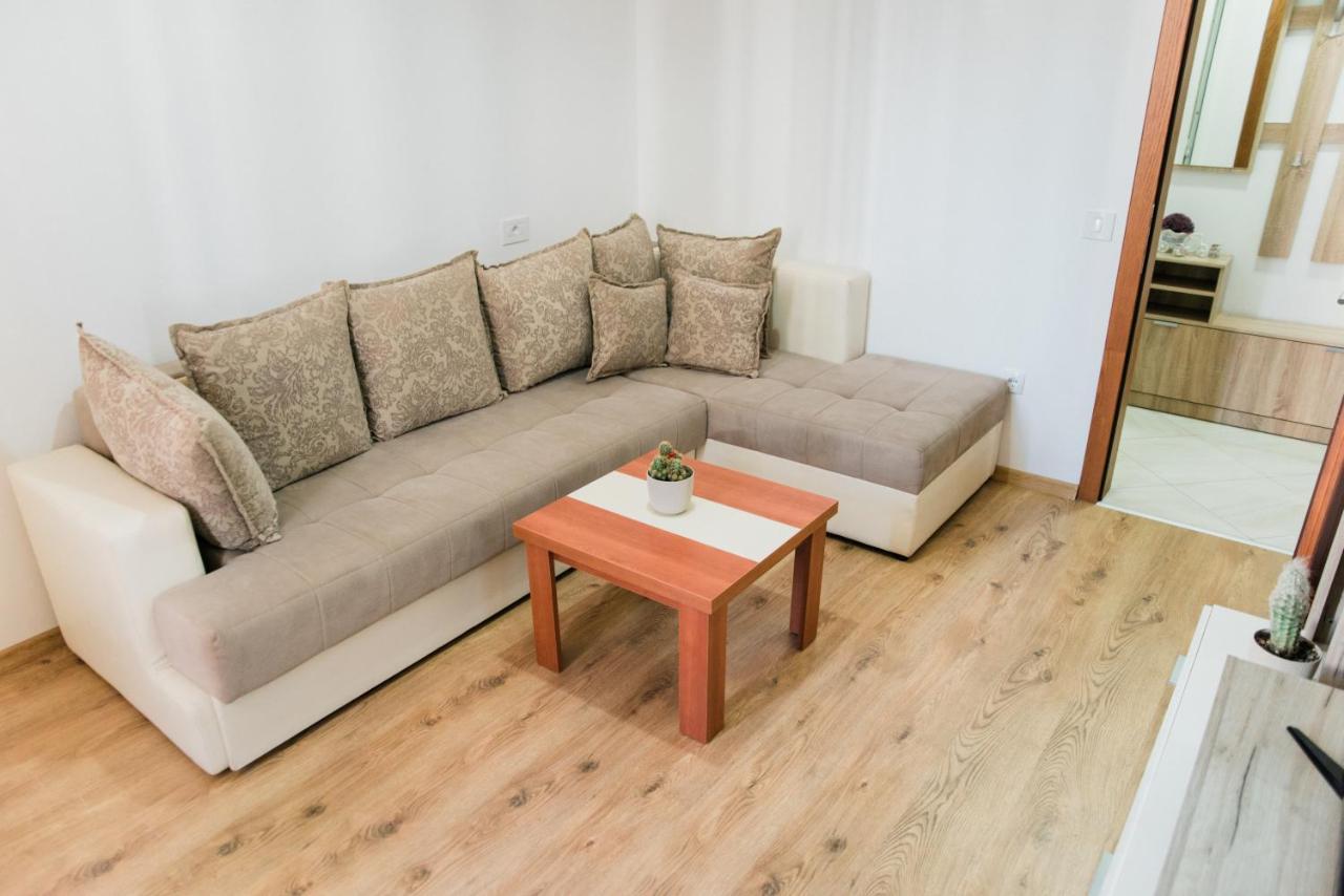 Apartments Casa Mia ウルツィニ エクステリア 写真