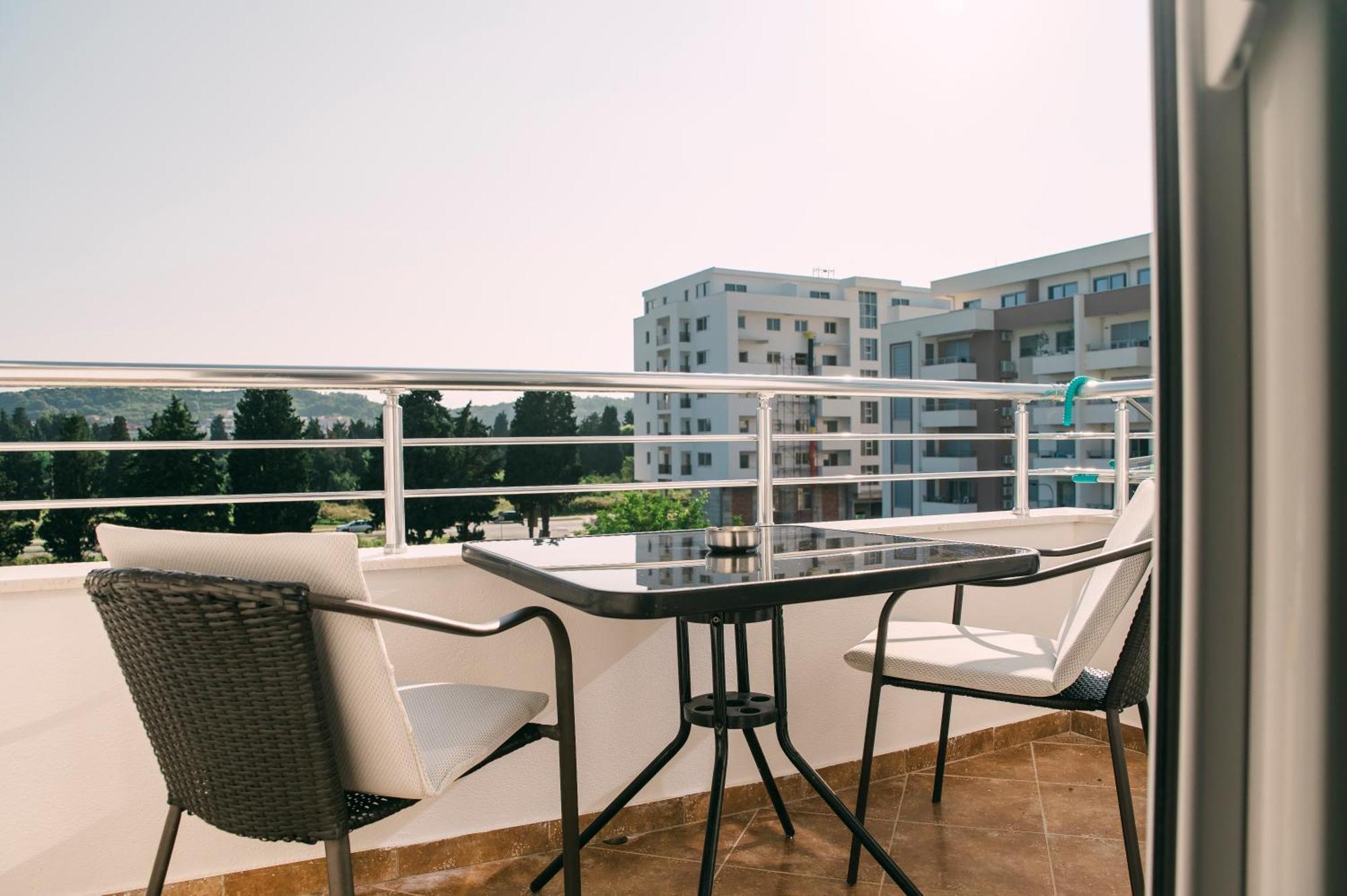 Apartments Casa Mia ウルツィニ エクステリア 写真