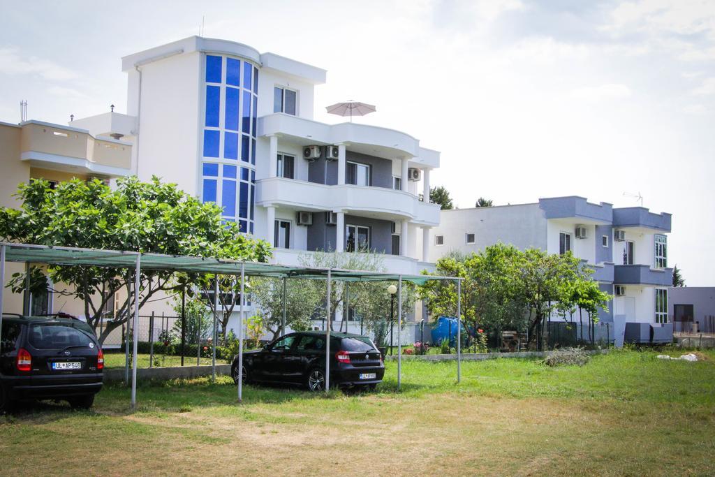 Apartments Casa Mia ウルツィニ エクステリア 写真